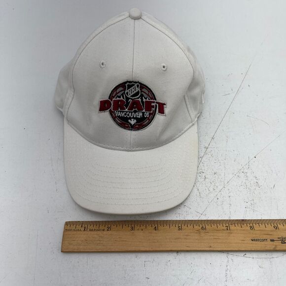 New Era NHL Draft Vancouver White Baseball Hat Cap OSFA Some Discoloration - Picture 9 of 9